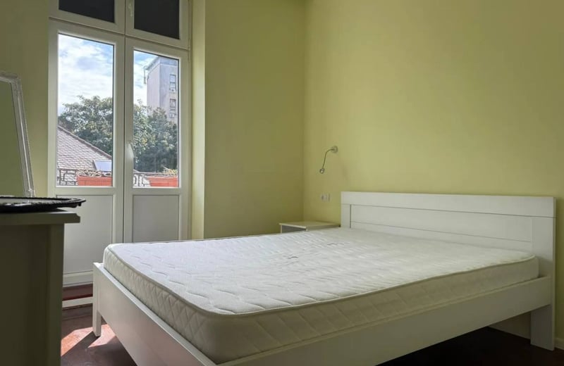Location d’un appartement élégant de 3 pièces, 81 m², au centre de la vieille ville, Belgrade, Serbie